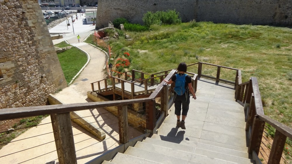 Richting jachthaven Otranto