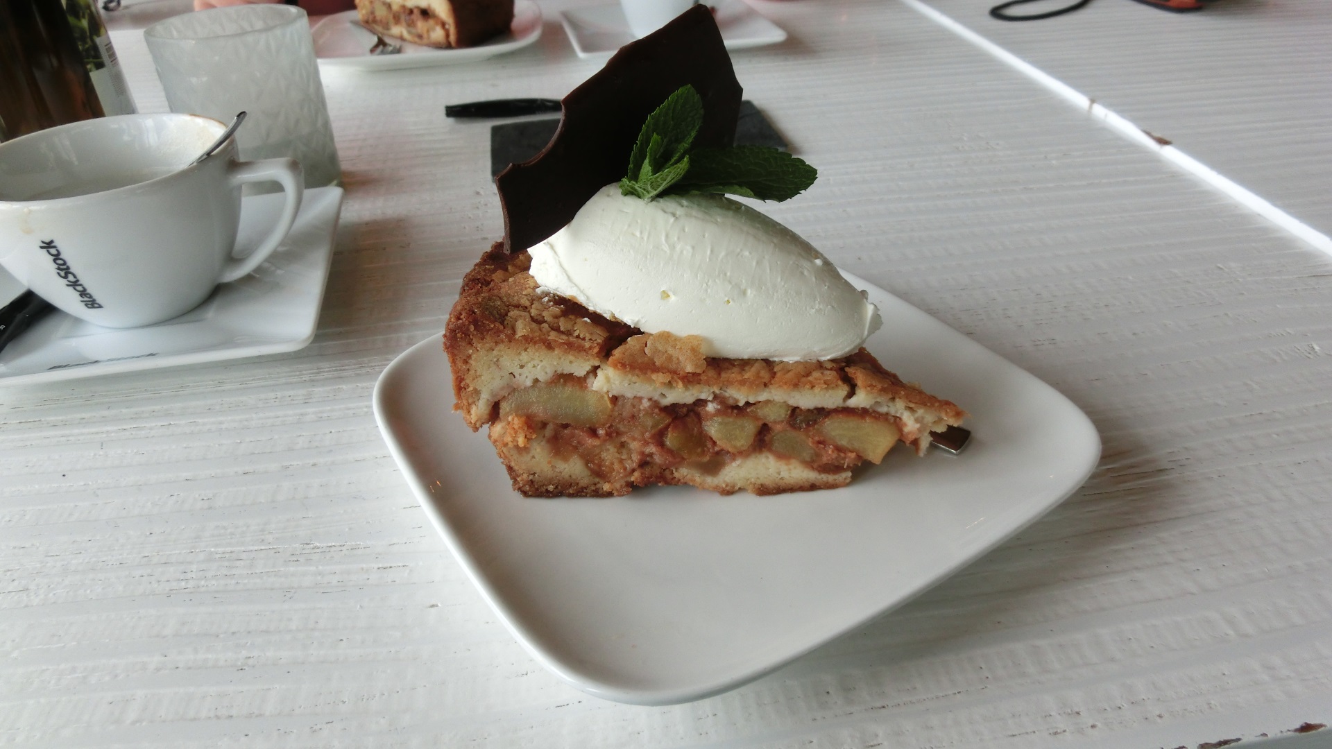 Appeltaart met slagroom