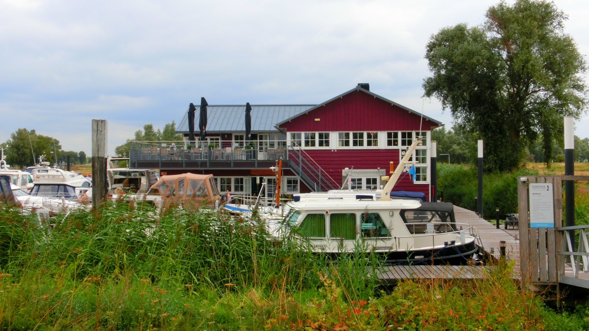 Brasserie Boven de Rivieren