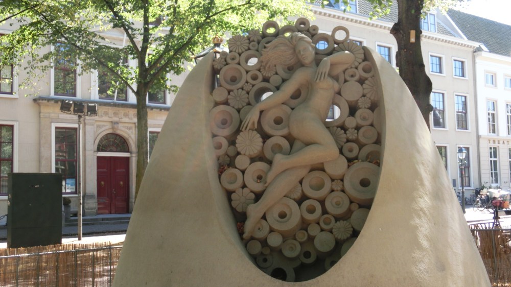 Nieuwe dimensies van schoonheid van JOOheng Tan