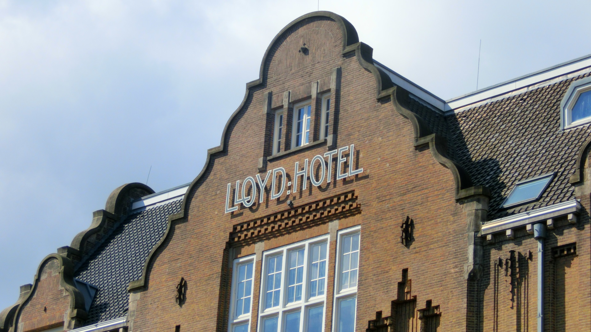Lloyd Hotel
