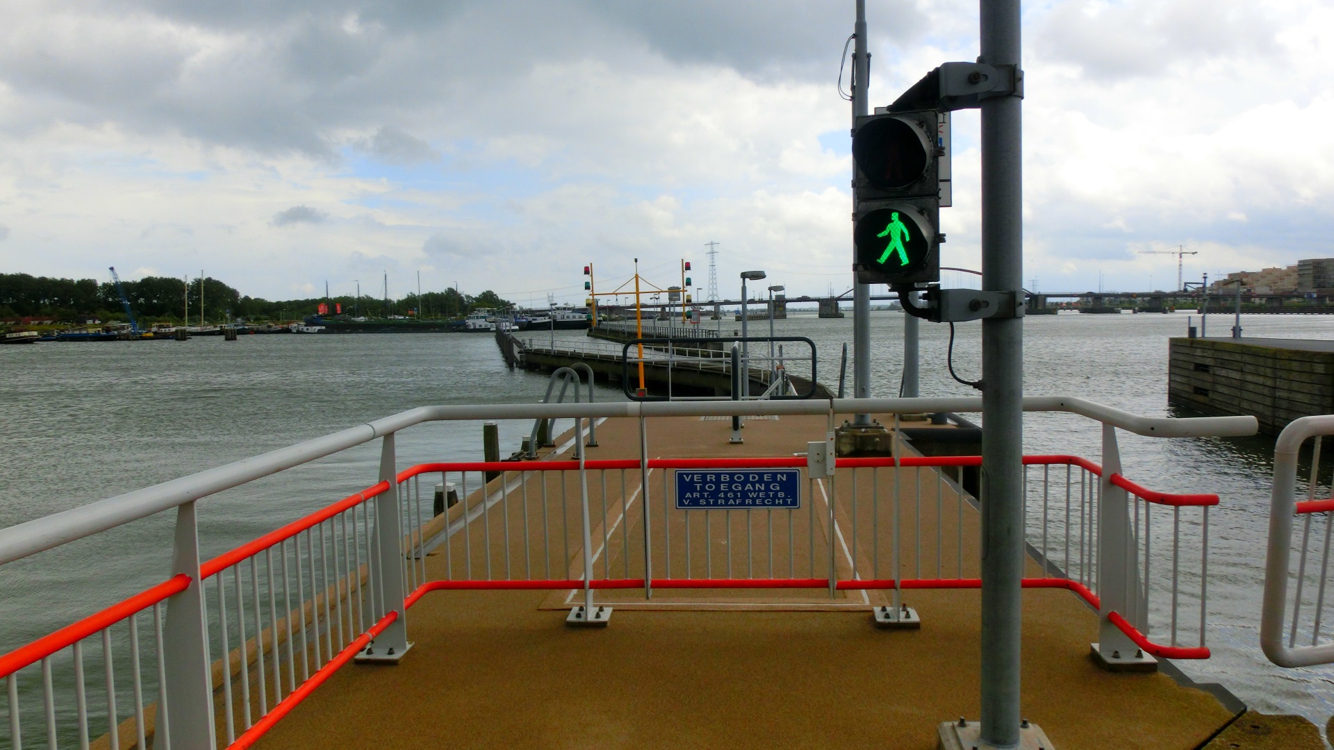 Stoplichten Oranjesluizen