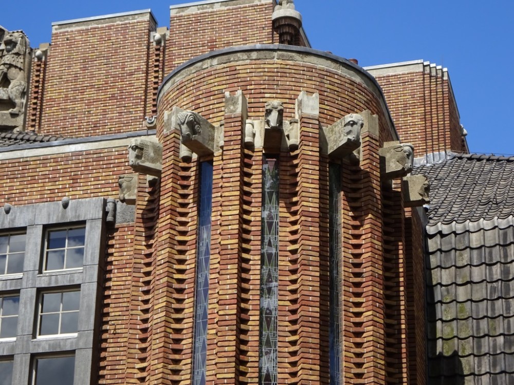 Paardenkoppen Anatomiegebouw